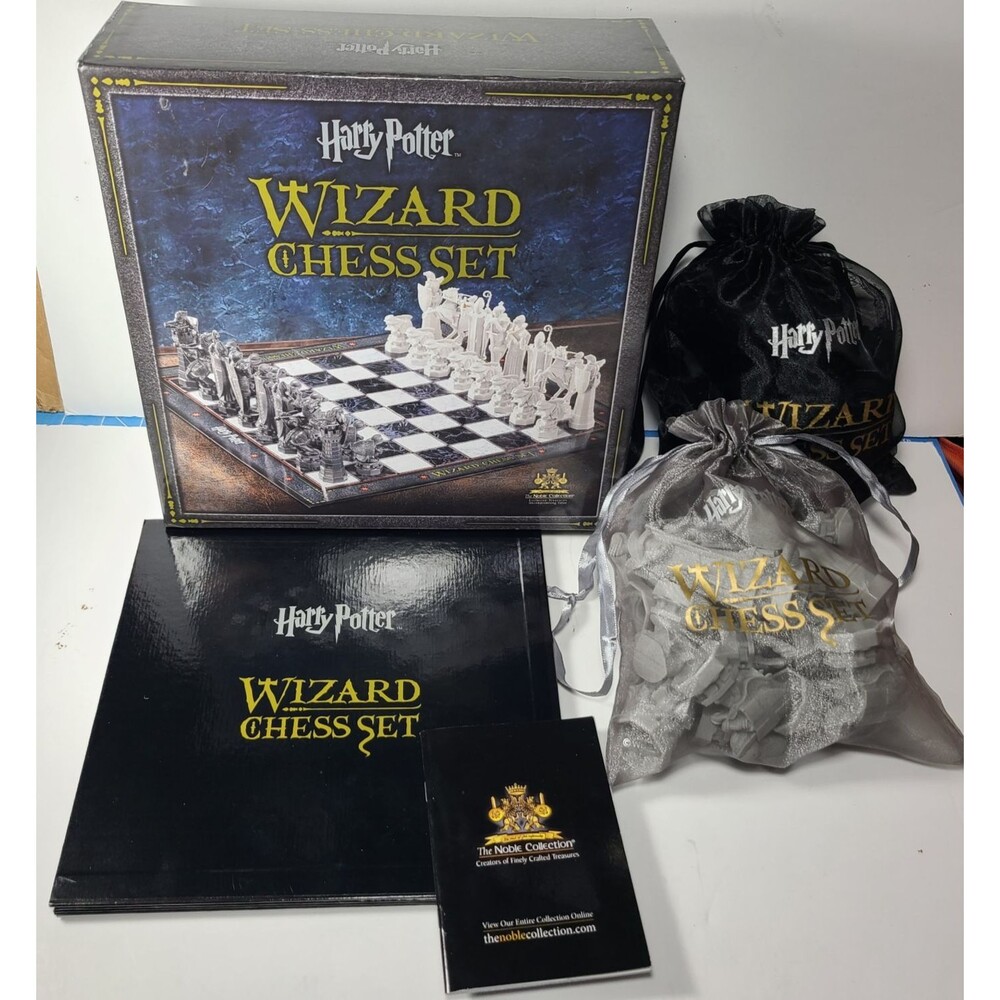 The Noble Collection Harry Potter Wizard Chess Set Complete with Board and Bags